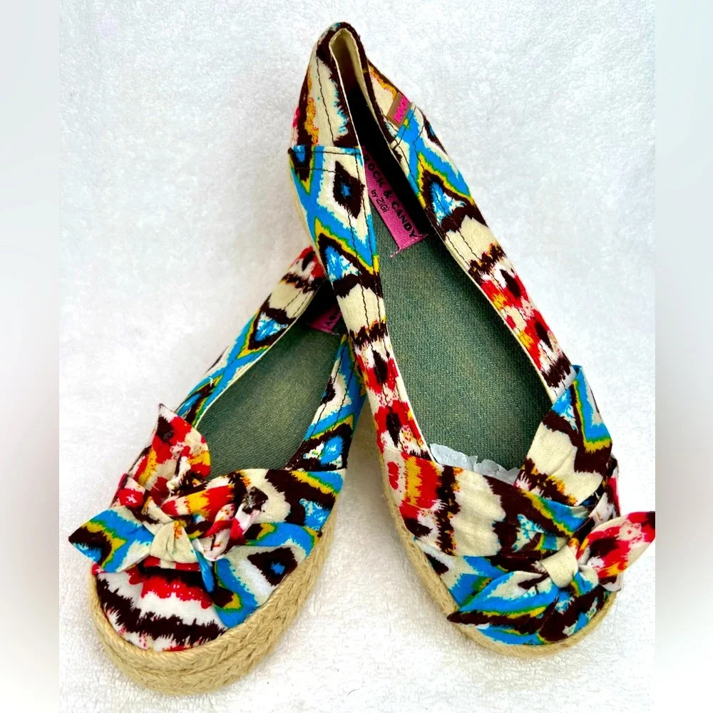 Rock & Candy, woven multi colored sandals